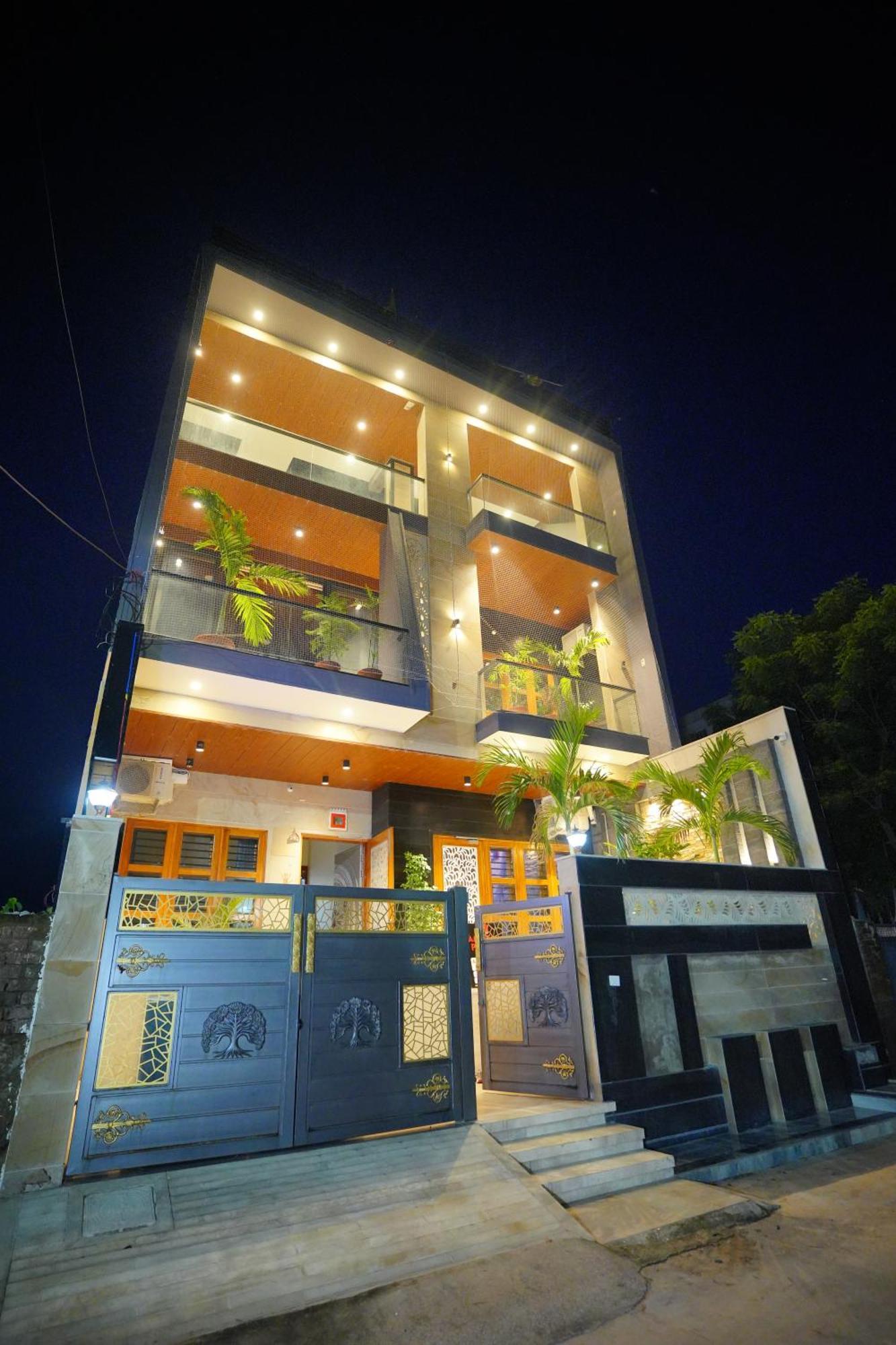 Amritam Palace A Luxury Ac Home Stay Ringas Ngoại thất bức ảnh