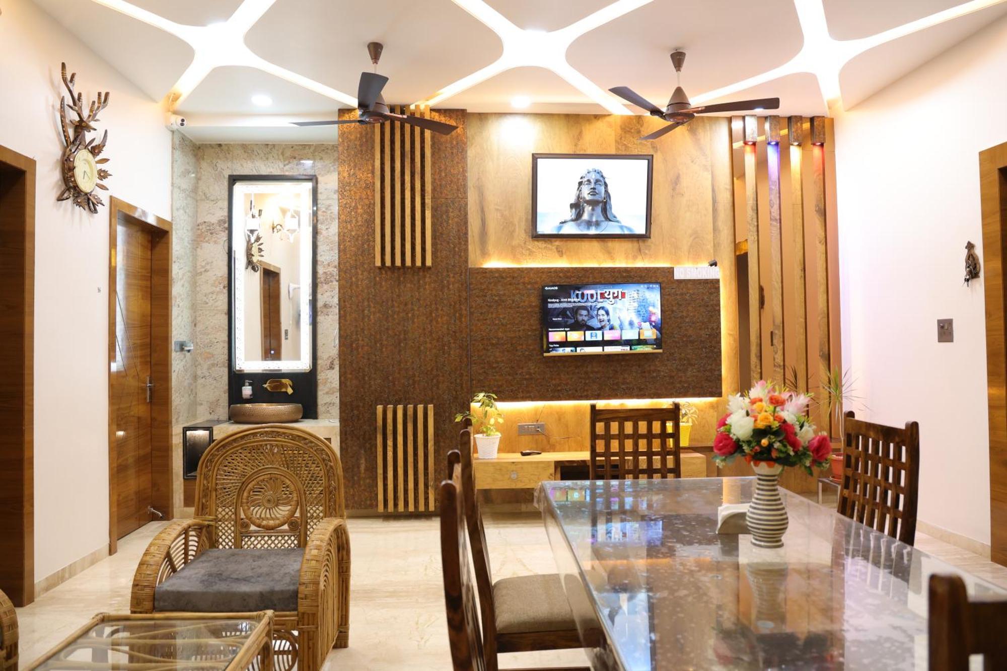 Amritam Palace A Luxury Ac Home Stay Ringas Ngoại thất bức ảnh
