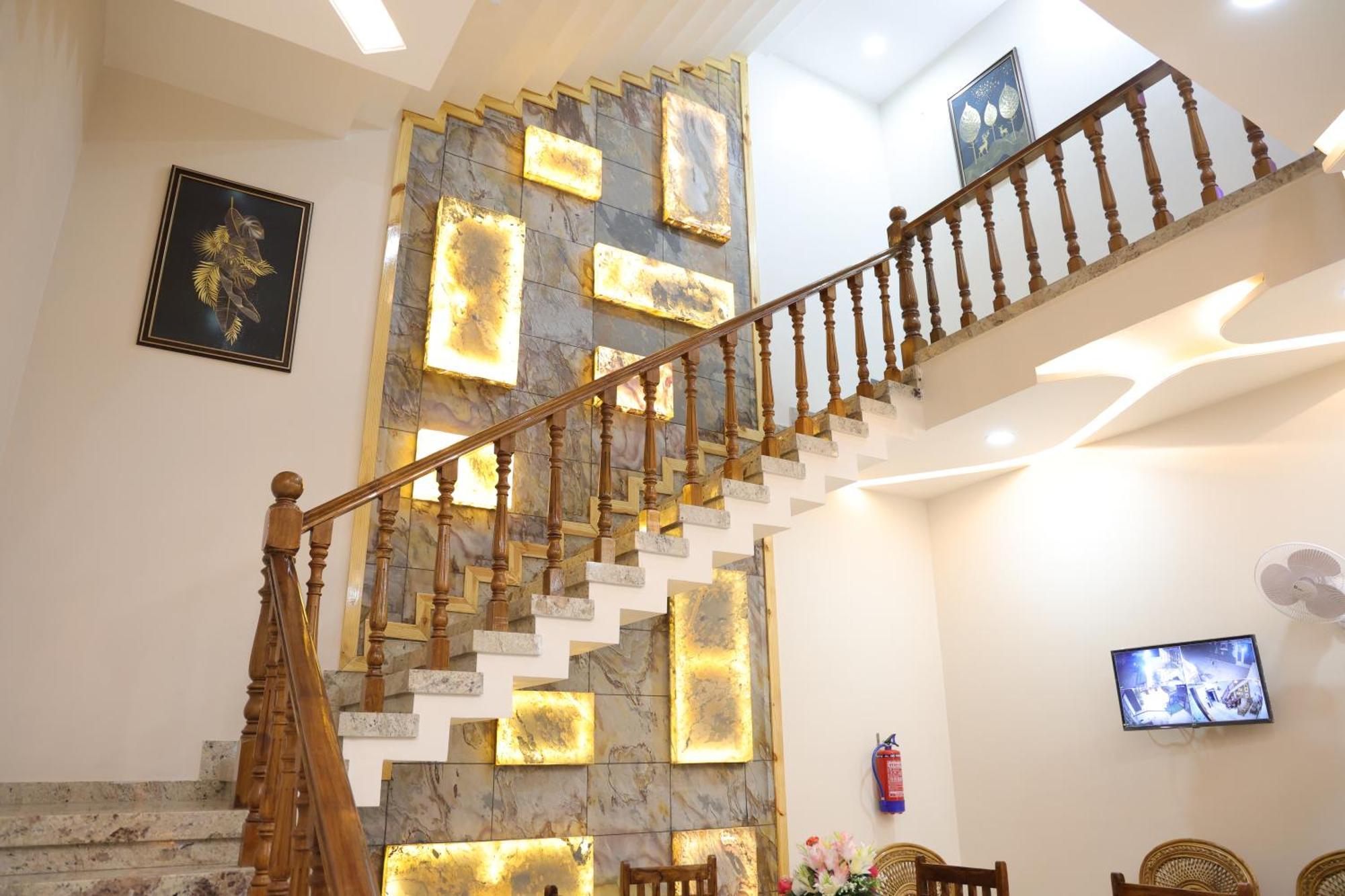 Amritam Palace A Luxury Ac Home Stay Ringas Ngoại thất bức ảnh