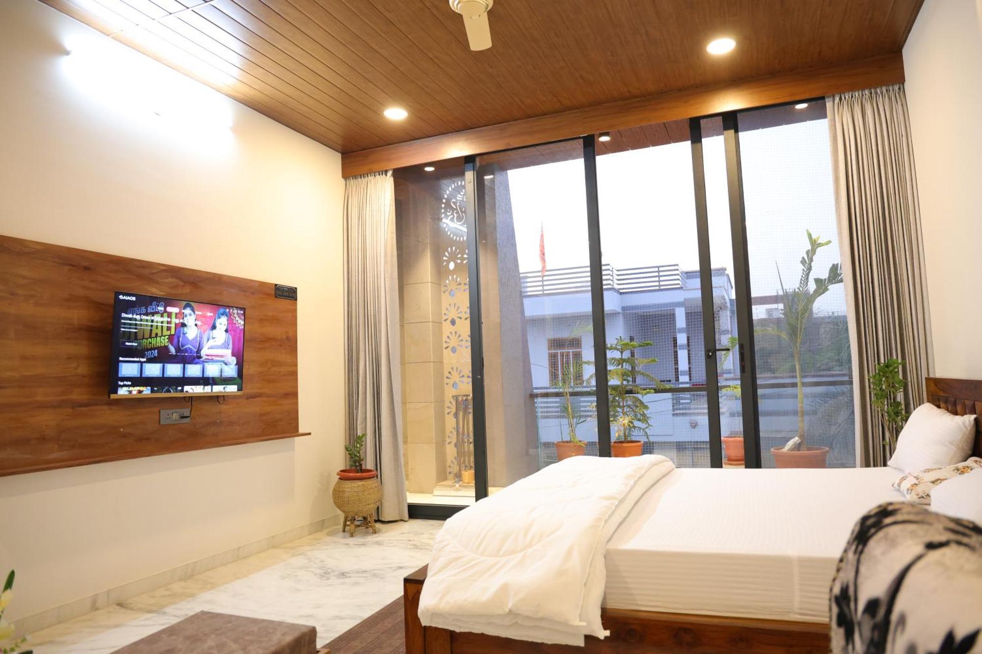 Amritam Palace A Luxury Ac Home Stay Ringas Ngoại thất bức ảnh